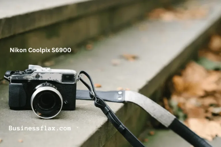 Nikon Coolpix S6900: A Comprehensive Review of Features and Performance